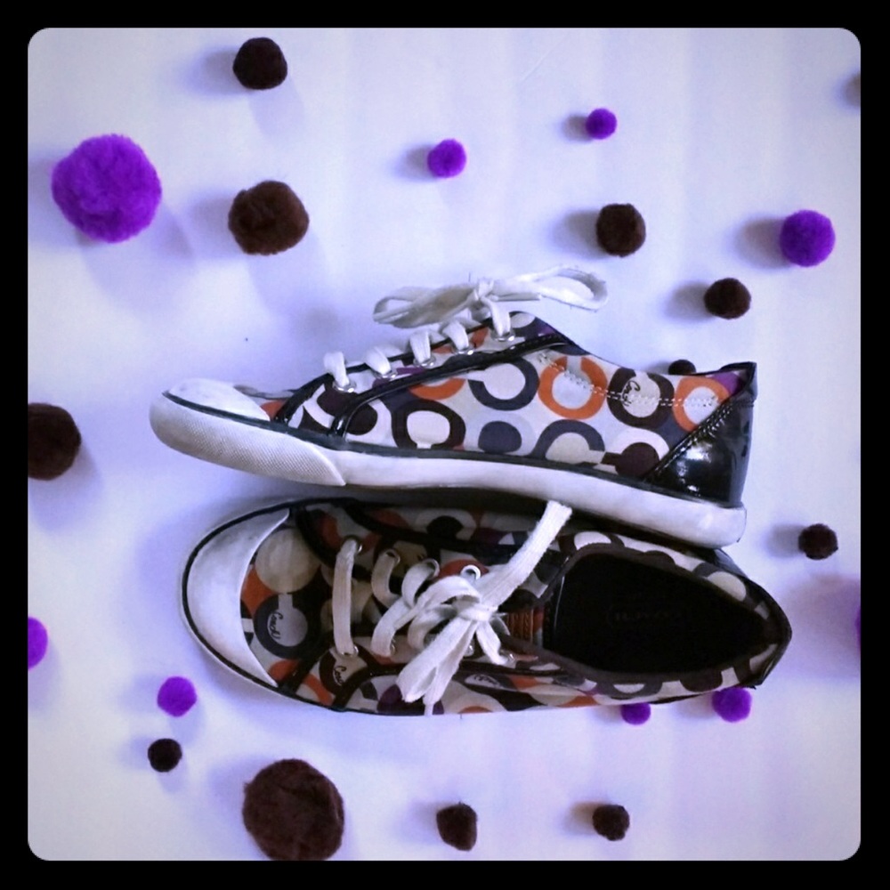 Coach Canvas sneaker size 9 Barrett